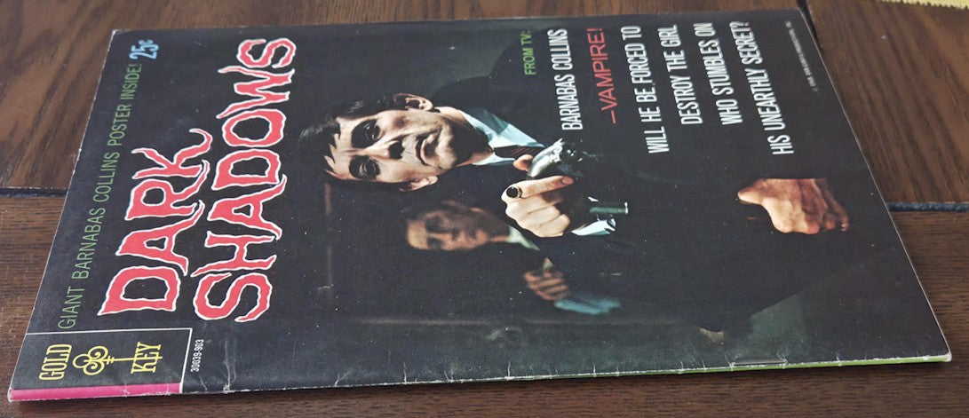 Vintage DARK SHADOWS Horror Comic Book Gold Key #1 Classic TV 1968
