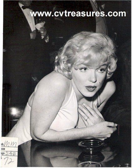 Marilyn Monroe Vintage Photo for Movie Mirror Magazine 1960