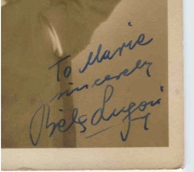 Bela Lugosi Stunning Autographed Vintage Photo - Click Image to Close