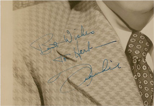Frank Sinatra RARE Vintage Signed Autographed Photo circa 1940s - Click Image to Close