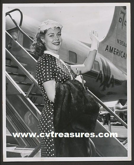 ELIZABETH MONTGOMERY Vintage Photo Bewitched 1956 N1X